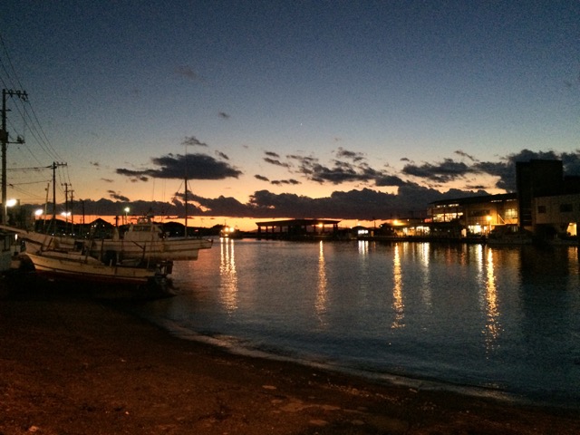 港の日没
